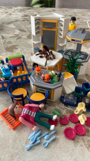 Playmobil figuren/ accessoires beschikbaar voor biedingen