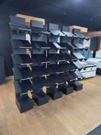 Display standen voor winkels, Ophalen