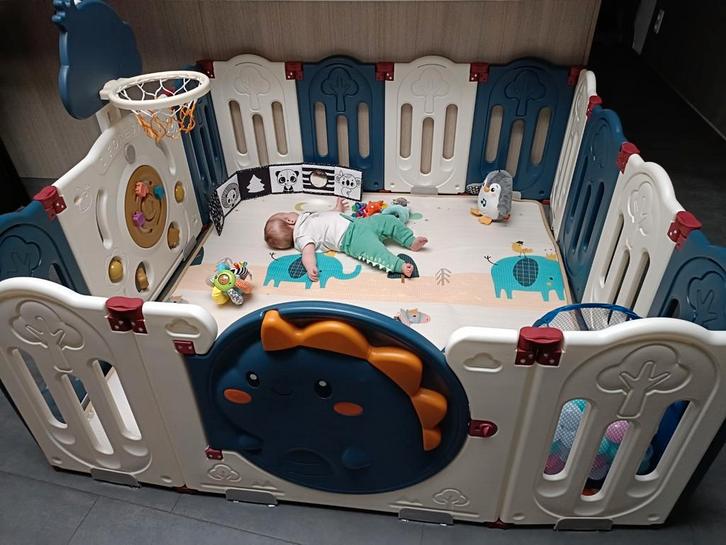 Lucellia grondbox exl. mat, Kinderen en Baby's, Babyparken, Gebruikt, Ophalen