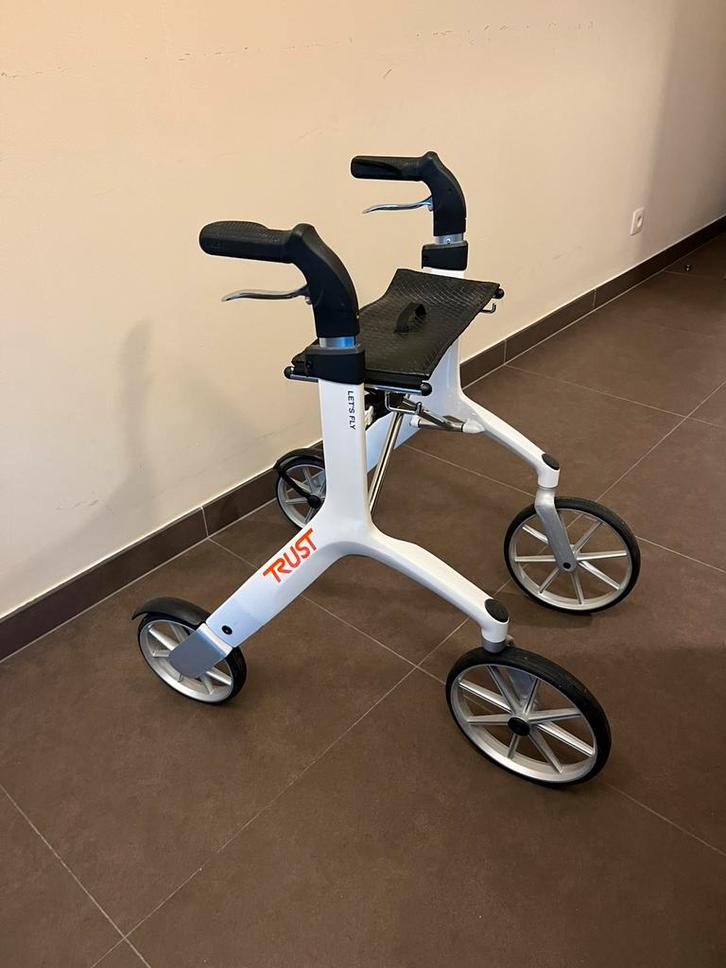 Lichte rollator, Divers, Déambulateurs, Comme neuf, Enlèvement