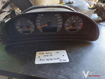 MB W210 240 benzine  km tellerklok  '01 beschikbaar voor biedingen