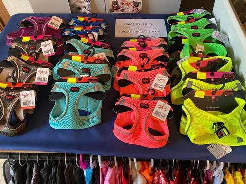 Zachte harnasjes in leuke kleurtjes., Dieren en Toebehoren, Honden-accessoires, Nieuw, Ophalen of Verzenden