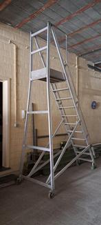 magazijnladder met platform, Ladder, Opvouwbaar of Inschuifbaar, Zo goed als nieuw, Ophalen