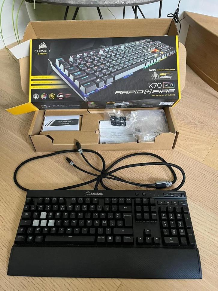 Corsair k70 RGB rapid fire, Informatique & Logiciels, Claviers, Utilisé, Azerty, Filaire, Clavier gamer, Enlèvement