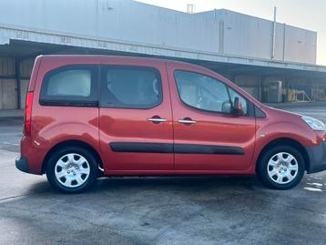 Peugeot Partner tepee*2011*Euro5* 273000km*92CV*A/C beschikbaar voor biedingen