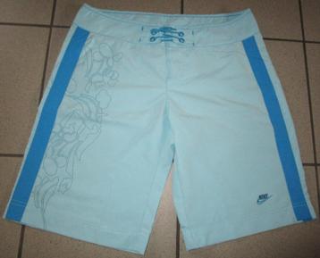 NIKE zomer short dames - maat 12 (BE 42) beschikbaar voor biedingen