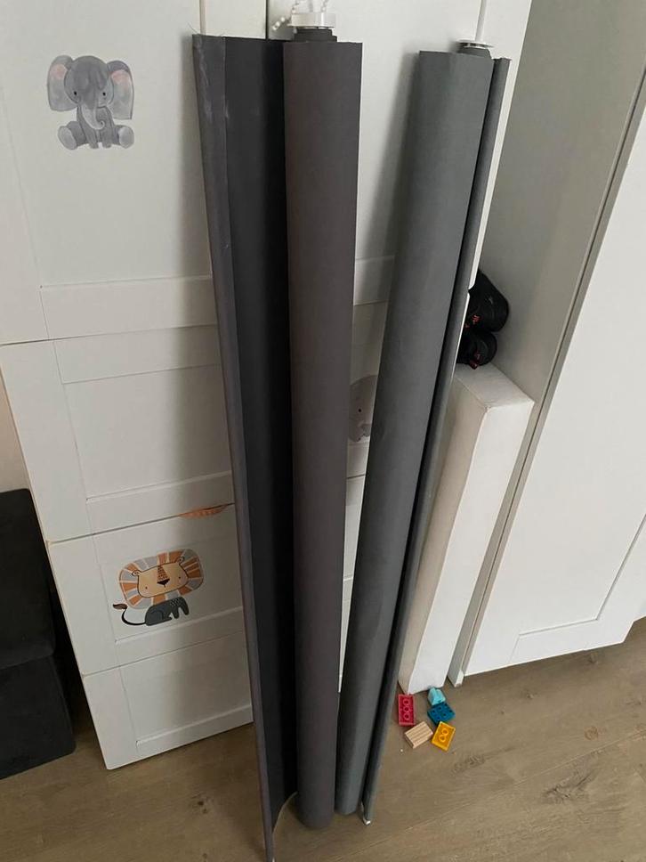 2 Donkergrijze Rolgordijnen - 120 x 194 cm, Huis en Inrichting, Stoffering | Gordijnen en Lamellen, Gebruikt, 150 tot 200 cm, 100 tot 150 cm
