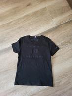 Zwart t-shirt Tommy Hilfiger maat 116, Ophalen, Zo goed als nieuw