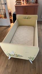 Babybedje vintage Bambily Belgium, Kinderen en Baby's, Ophalen, Gebruikt, Matras