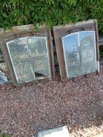 2 oude, metalen dakvensters, Ophalen