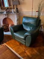 Divan 3 places et 2 fauteuils, cuir vert bouteille, Maison & Meubles, Canapés | Salons, 150 à 200 cm, Banc droit, Château d’Ax moderne, en bon état sur LIÈGE