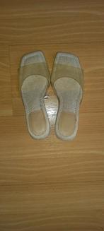 Stijlvolle zomersandalen met een discrete hak., Meisje, H&M, Ophalen of Verzenden, Zo goed als nieuw