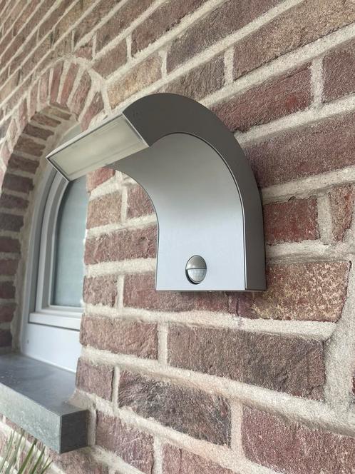 Buitenlamp LED met sensor, Tuin en Terras, Buitenverlichting, Nieuw, Wandlamp, Minder dan 50 watt, Waterbestendig, Led, Ophalen