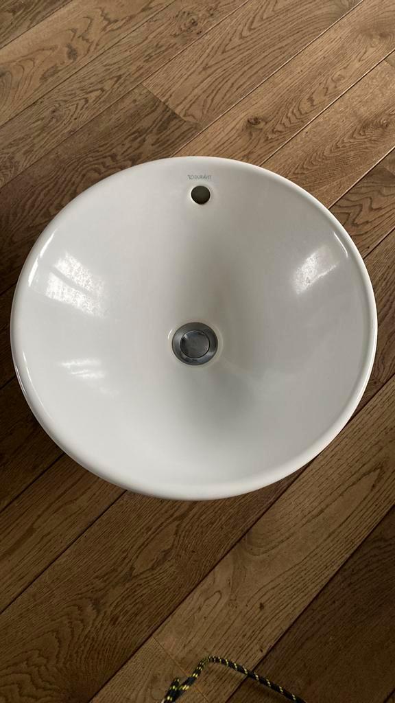 Duravit banio lavabo 42 cm diameter, Huis en Inrichting, Badkamer | Badkamermeubels, Gebruikt, Wasbak of Wastafel, Minder dan 100 cm