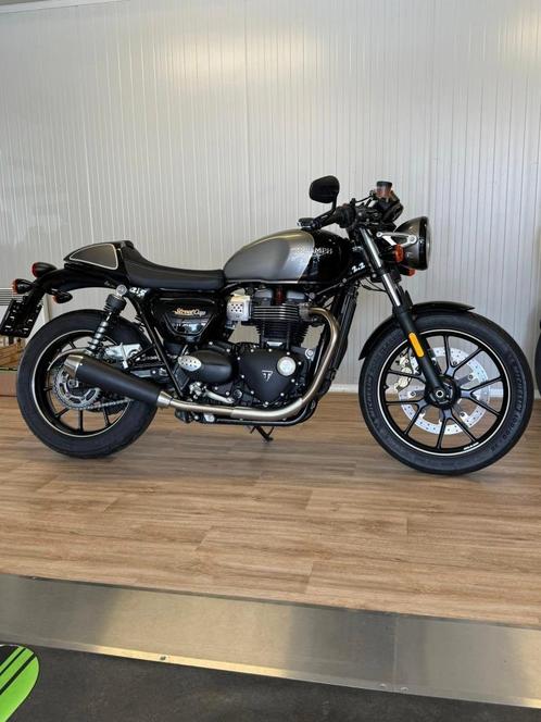 Triumph Street Cup 900, Motoren, Motoren | Triumph, Bedrijf, Sport, meer dan 35 kW, 2 cilinders, Ophalen