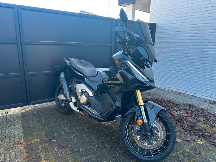Honda X-Adv 750 2025 model Akrapovic 5j *GARANTIE*, Motoren, Motoren | Honda, Bedrijf, ABS, Cruise Control, Electronisch instelbare dempers