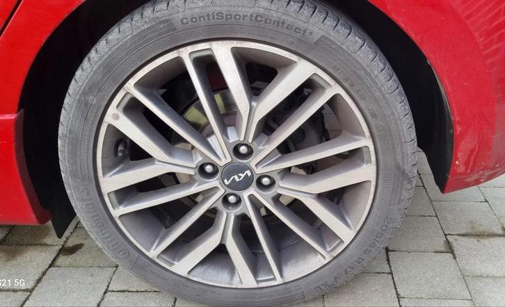 Continental ContiSpor Contact 5 205/45r/17, Autos : Pièces & Accessoires, Pneus & Jantes, Pneu(s), 4 Saisons, 17 pouces, 205 mm