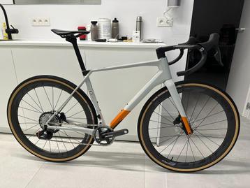 SUPERIOR X-ROAD RACE/GRAVEL Maat M 54 CARBON Sram FORCE XPLR beschikbaar voor biedingen