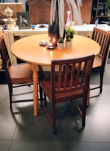 Vintage/antieke dining room set. beschikbaar voor biedingen