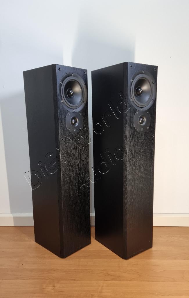 KEF Cresta 30 speaker set in de elegante kleur Black ash, Audio, Tv en Foto, Luidsprekerboxen, Zo goed als nieuw, Front, Rear of Stereo speakers