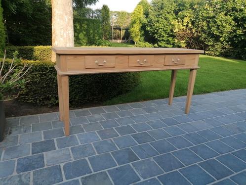 Sidetable uit massieve teak. Geluchtgomd., Huis en Inrichting, Tafels | Sidetables, Zo goed als nieuw, Ophalen of Verzenden