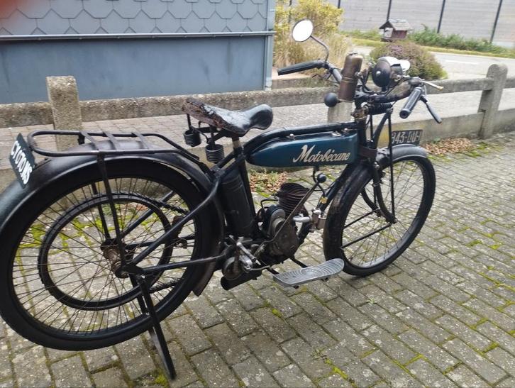 100 jaar oude motobecane 125, Motoren, Motoren | Oldtimers, Ophalen