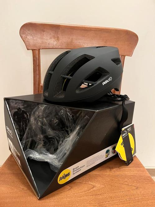 Fietshelm Agu Vigarous MIPS, Fietsen en Brommers, Fietsaccessoires | Fietshelmen, Nieuw, Heer of Dame, M, Ophalen of Verzenden