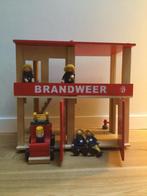 Houten brandweer kazerne poppenhuis, Kinderen en Baby's, Ophalen, Gebruikt, Poppenhuis