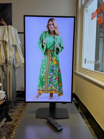 Monitor Samsung 32 inch - PM32F Digital signage beschikbaar voor biedingen
