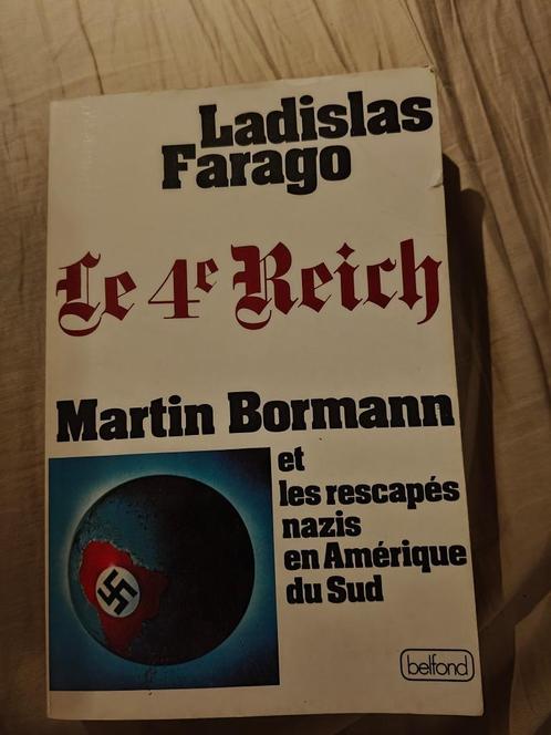 Livre "Le 4e Reich" en très bon état FR livre de 1975, Boeken, Fantasy, Zo goed als nieuw, Ophalen of Verzenden