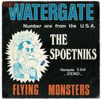 The SPOETNIKS - Watergate / Flying monsters, Cd's en Dvd's, Verzenden, Gebruikt, Pop, Single