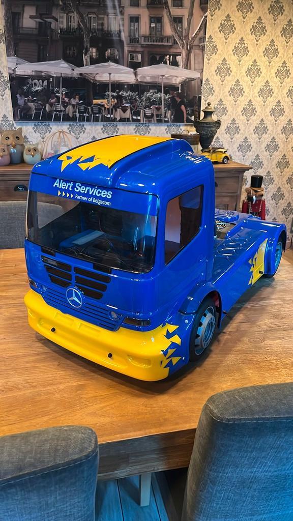 FG-Truck,Elektrisch demonstratie model, Hobby & Loisirs créatifs, Modélisme | Radiocommandé & Téléguidé | Voitures, Comme neuf