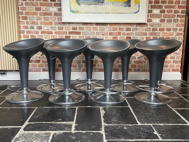 BOMBO kruk MAGIS 8st. Antraciet, Huis en Inrichting, Barkrukken, Zo goed als nieuw, 60 tot 90 cm, Kunststof, Metaal, 5 krukken of meer