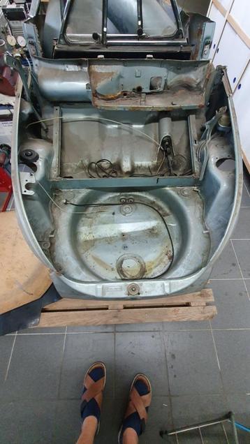 Carrosserie 1303 berline (1973) beschikbaar voor biedingen