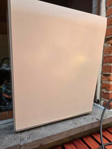 Bovenkast keuken / berging met 1 legplank  10 euro beschikbaar voor biedingen