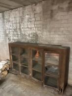 Antieke kast gratis, Tuin en Terras, Ophalen of Verzenden, Zo goed als nieuw