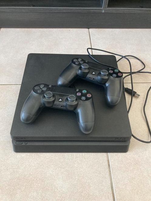 PlayStation 4  (1TB) inclusief 2 originele controllers., Games en Spelcomputers, Spelcomputers | Sony PlayStation 4, Zo goed als nieuw
