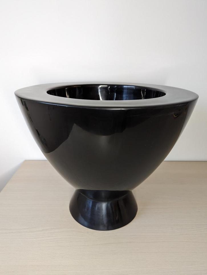 Grote zwarte vaas - geschikt voor binnen & buiten, Tuin en Terras, Tuinvazen, Zo goed als nieuw, Ophalen of Verzenden