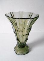 Vase Art Déco en verre pressé, Enlèvement ou Envoi