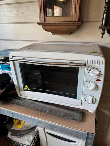 Mini oven 25x30x45cm beschikbaar voor biedingen