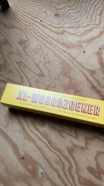 Stratier xl-woordzoeker bier beschikbaar voor biedingen