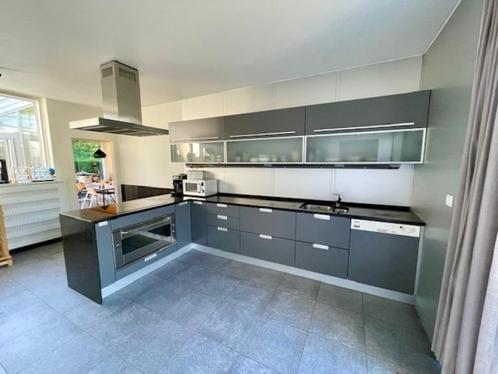 Vika keuken met natuursteen (arduin) - exclusief toestellen, Huis en Inrichting, Keuken | Complete keukens, Gebruikt, Enkelwandige keuken