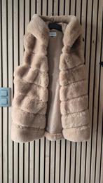 Doudoune sans manches fausse fourrure., Enlèvement