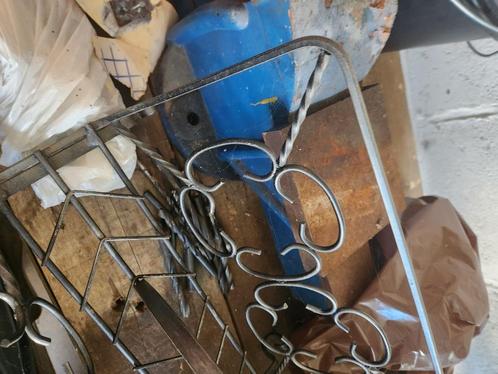 Porte journaux vintage, Huis en Inrichting, Woonaccessoires | Krantenbakken en Lectuurbakken, Gebruikt, Ophalen