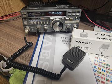 Yaesu FT 757gx  2 beschikbaar voor biedingen