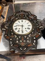 Klok antiek, Enlèvement