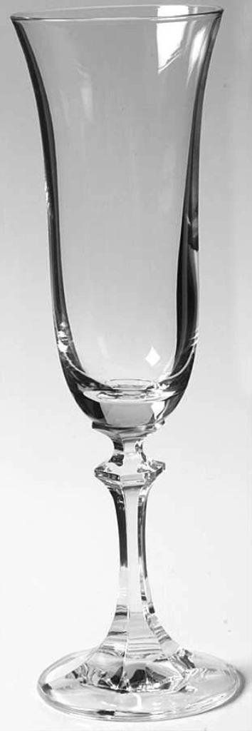 8 Flutes à Champagne Royal Bavarian, Enlèvement