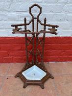 Porte-parapluies en fonte des années 1930, Enlèvement