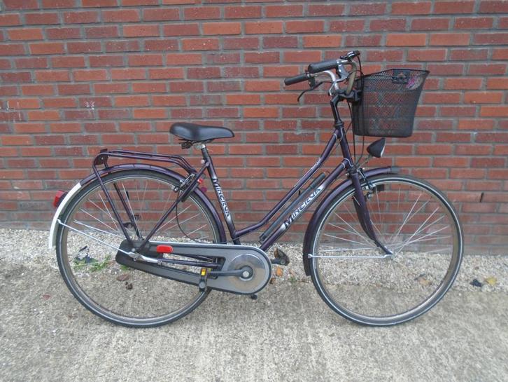 Damesfiets MINERVA, Fietsen en Brommers, Fietsen | Oldtimers, Ophalen