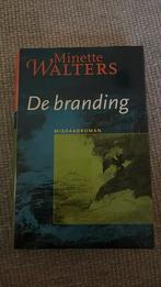 De branding - Minette Walters, Boeken, Ophalen of Verzenden, Gelezen, Minette Walters